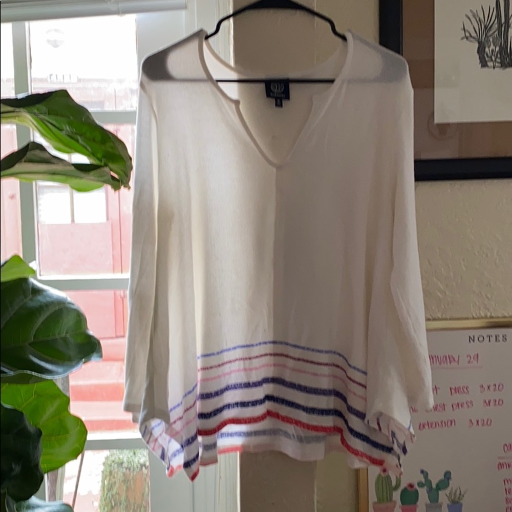 Bobeau high side slit long sleeve sweater